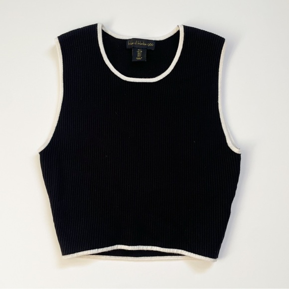 House of Harlow 1960 Tops - House of Harlow 1960 Ribbed Black and White Contrast Trim Cropped Sweater Tank